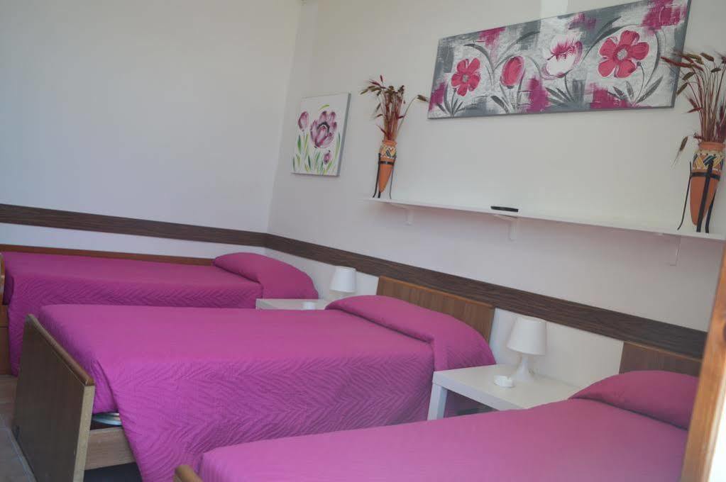 Albergo Ollolai Civitavecchia Eksteriør billede